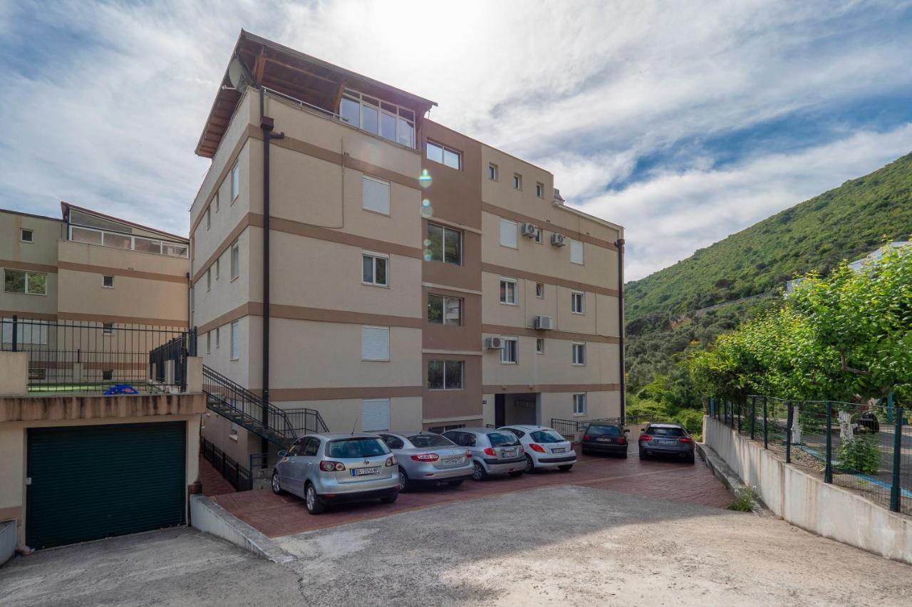 Casa Al Mare Petrovac, Montenegro Экстерьер фото